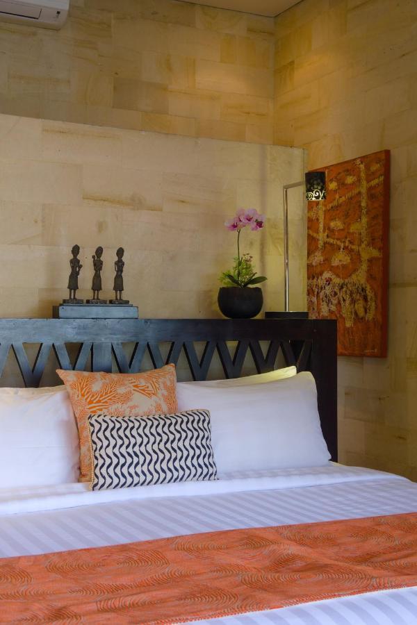 Amanputri Villa Seminyak  Ngoại thất bức ảnh